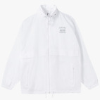 Ветровка с капюшоном