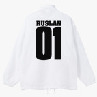 Ветровка с капюшоном