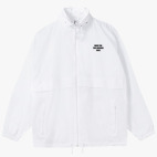 Ветровка с капюшоном