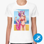 Женская спортивная футболка