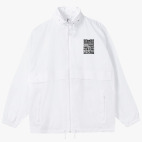 Ветровка с капюшоном