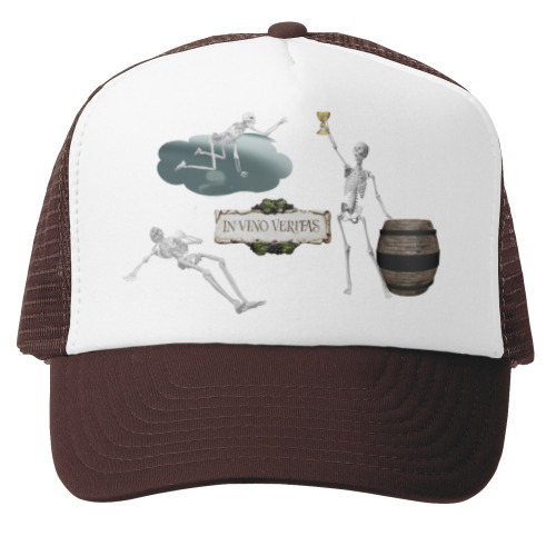 Кепка-тракер с принтом In vino veritas
