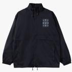 Ветровка с капюшоном