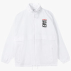 Ветровка с капюшоном