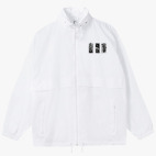 Ветровка с капюшоном