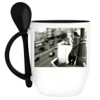 Кружка с ложкой