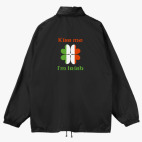 Ветровка с капюшоном