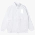 Ветровка с капюшоном