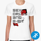 Женская спортивная футболка