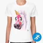 Женская спортивная футболка