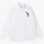 Ветровка с капюшоном