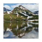 Полуостров Камчатка, горы, горное озеро, отражение