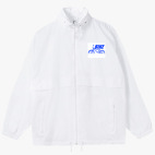 Ветровка с капюшоном