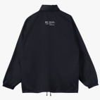 Ветровка с капюшоном