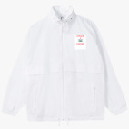 Ветровка с капюшоном