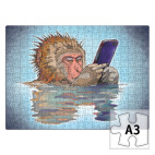 Обезьяна с мобильником