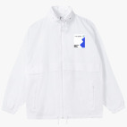 Ветровка с капюшоном