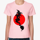 Классическая женская футболка Ведьма на метле, полнолуние