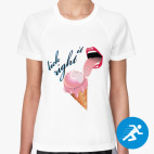 Женская спортивная футболка