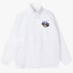 Ветровка с капюшоном