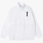 Ветровка с капюшоном