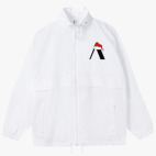 Ветровка с капюшоном