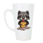 Енот с печенькой