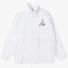 Ветровка с капюшоном