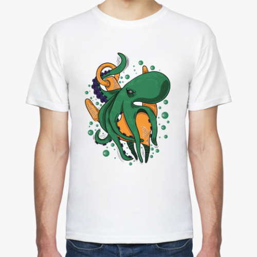 Футболка Морское чудовище осьминог обвивший якорь под водой