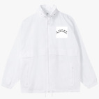 Ветровка с капюшоном