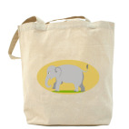 Слоненок на прогулке