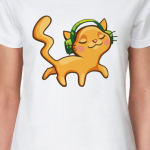 Рыжий кот меломан в наушниках