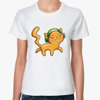 Рыжий кот меломан в наушниках