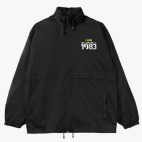 Ветровка с капюшоном