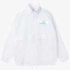 Ветровка с капюшоном