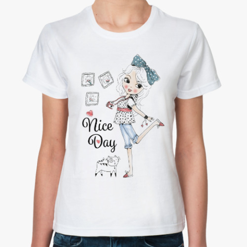 Классическая футболка Девочка с котенком дома