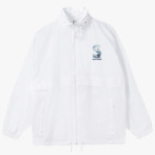 Ветровка с капюшоном