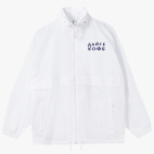 Ветровка с капюшоном