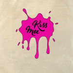 Kiss mee