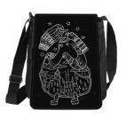 Девица-небо задирает юбку