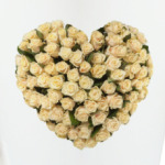 Сердце из роз