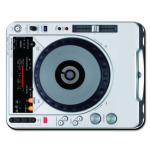 диджейский пульт