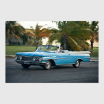 Plymouth Super 88 на улице Варадеро, Куба.