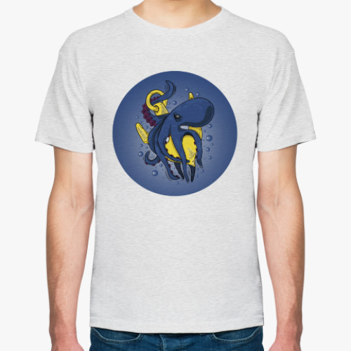Футболка с принтом Морское чудовище осьминог обвивший якорь под водой