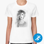 Женская спортивная футболка