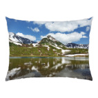 Полуостров Камчатка, горы, горное озеро, отражение