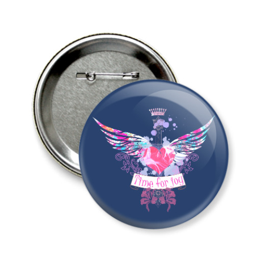 Значок 58мм с принтом Сердце с крыльями