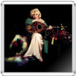  Красочная Монро