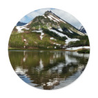 Полуостров Камчатка, горы, горное озеро, отражение