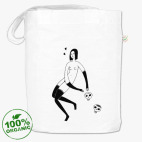 девушка и два черепа